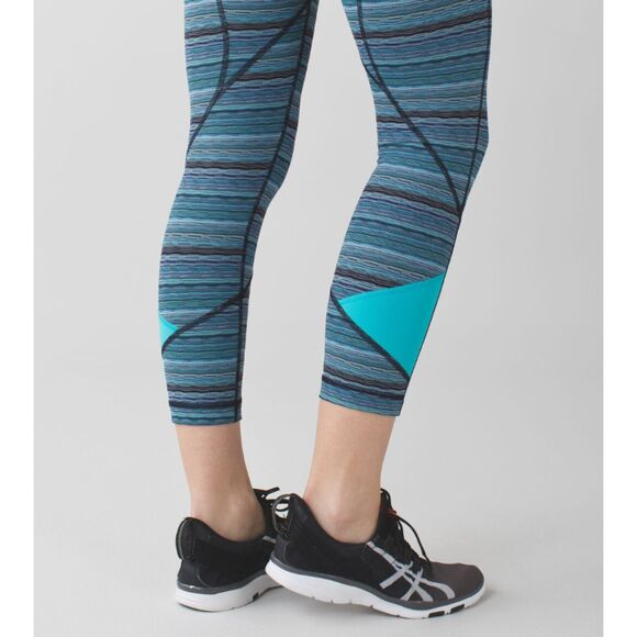 Lululemon Pace Rival Crop Space Dye Twist Naval Blue Peacock Blue Size 4 - Picture 3 of 7